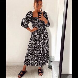 H&M Smock-detail Puff Sleeve Dress Bloggers fav